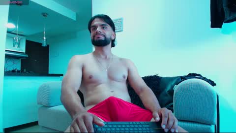 Snapshot of carlbadams96 chatting on November 7, 2025, 10:43 pm sebasfit online show from November 7, 2025, 10:43 pm