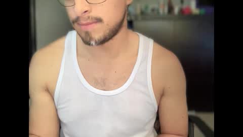 Snapshot of carlcarlinches4 chatting on February 24, 2025, 12:59 pm carlcarlinches4 online show from February 24, 2025, 12:59 pm