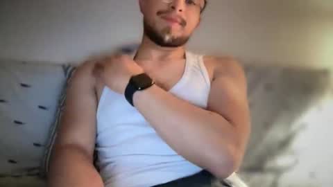 Snapshot of carlcarlinches4 chatting on February 8, 2026, 4:49 am carlcarlinches4 online show from February 8, 2026, 4:49 am