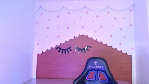 CARLYE   online show from October 27, 2025, 3:10 am