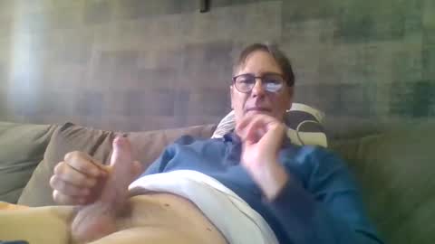 carlonebraska112233 online show from October 14, 2025, 11:33 am