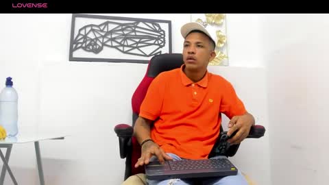 Snapshot of carlos_alber12 chatting on March 8, 2025, 7:20 pm carlos_alber12 online show from March 8, 2025, 7:20 pm