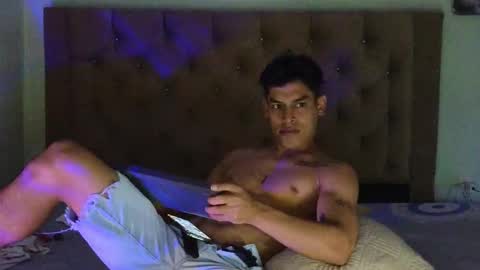 Snapshot of carloshero69 chatting on November 25, 2025, 6:08 pm carloshero69 online show from November 25, 2025, 6:08 pm