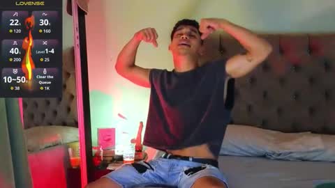 Snapshot of carloshero69 chatting on December 18, 2025, 8:26 pm carloshero69 online show from December 18, 2025, 8:26 pm