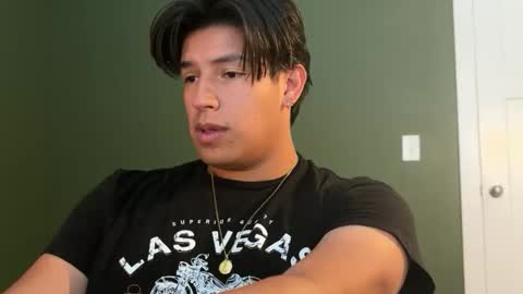 carlosjosecb2 online show from October 23, 2025, 4:06 pm