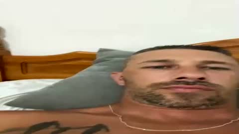 carlosrm440882 online show from July 8, 2026, 9:52 pm