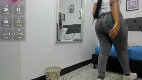 Snapshot of carlota_swan chatting on December 9, 2024, 12:40 pm carlota online show from December 9, 2024, 12:40 pm