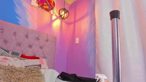 Snapshot of carlota_swan chatting on January 9, 2025, 8:22 pm carlota online show from January 9, 2025, 8:22 pm
