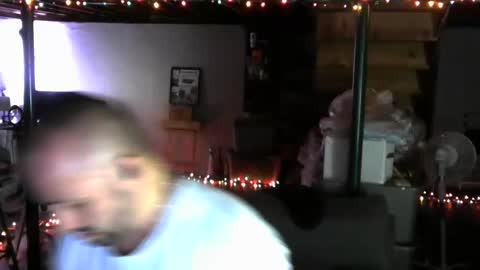 Carl online show from December 23, 2024, 9:16 am