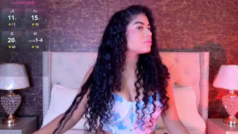 Carly Monroe  online show from December 1, 2025, 9:58 am