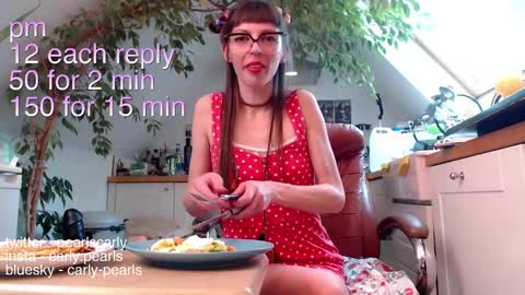 Snapshot of carlypearls chatting on February 9, 2025, 10:53 am Carly Pearls online show from February 9, 2025, 10:53 am