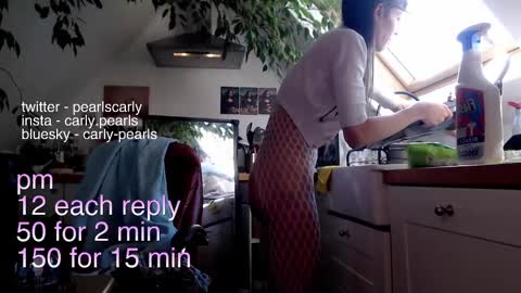 Snapshot of carlypearls chatting on March 4, 2025, 10:24 am Carly Pearls online show from March 4, 2025, 10:24 am