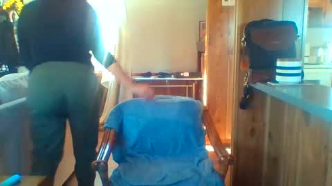 Snapshot of carmen_fett chatting on January 17, 2025, 7:49 pm Carmen online show from January 17, 2025, 7:49 pm