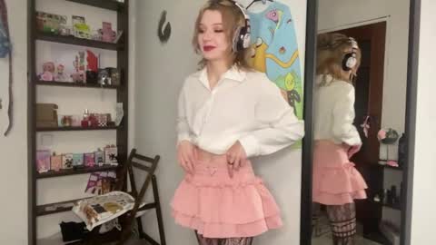 Elina online show from May 30, 2026, 10:18 pm