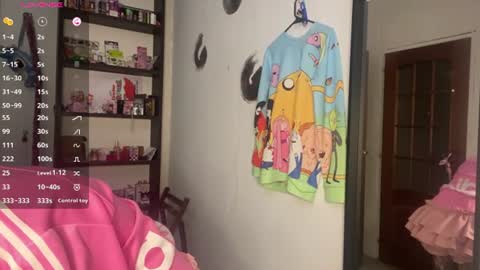 Snapshot of carmenlavelli chatting on June 27, 2026, 9:09 pm Elina online show from June 27, 2026, 9:09 pm