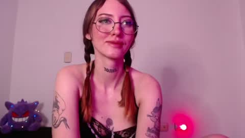 Snapshot of carmennrusso chatting on December 16, 2025, 4:50 am carmennrusso online show from December 16, 2025, 4:50 am