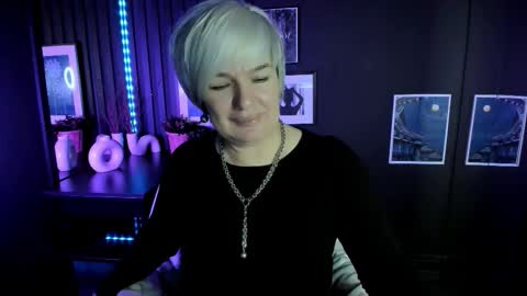 Carmen online show from November 14, 2025, 9:24 pm