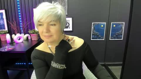 Snapshot of carmensoft chatting on January 5, 2026, 8:56 pm Carmen online show from January 5, 2026, 8:56 pm