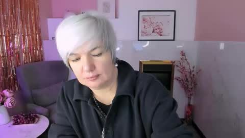 Snapshot of carmensoft chatting on January 13, 2026, 8:47 pm Carmen online show from January 13, 2026, 8:47 pm