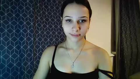 CarmenxAmore online show from January 8, 2026, 9:39 pm