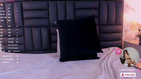 Snapshot of caro_martinezz chatting on December 13, 2024, 8:09 am online show from December 13, 2024, 8:09 am