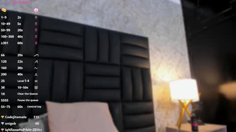 Snapshot of caro_martinezz chatting on March 3, 2025, 7:32 am online show from March 3, 2025, 7:32 am