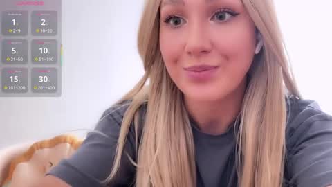 Snapshot of carol_may_ chatting on June 8, 2026, 6:14 am carol_may_ online show from June 8, 2026, 6:14 am