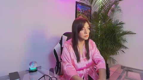 CAROL online show from November 7, 2025, 10:59 am