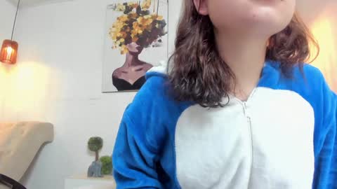 Snapshot of carol_pinter chatting on January 21, 2025, 10:19 am Carol online show from January 21, 2025, 10:19 am