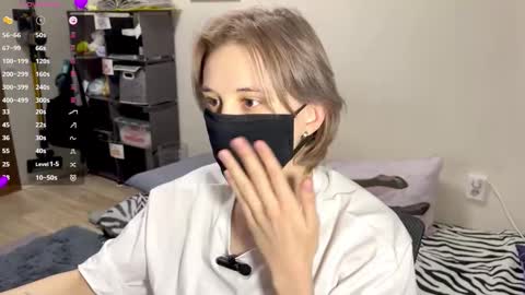 Snapshot of carolcaci chatting on January 16, 2026, 1:04 pm Call me Carol online show from January 16, 2026, 1:04 pm