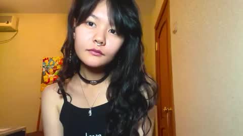 Snapshot of carolfreer chatting on November 12, 2025, 12:27 pm Kim online show from November 12, 2025, 12:27 pm