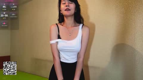 Snapshot of carolfreer chatting on December 4, 2025, 11:08 am Kim online show from December 4, 2025, 11:08 am