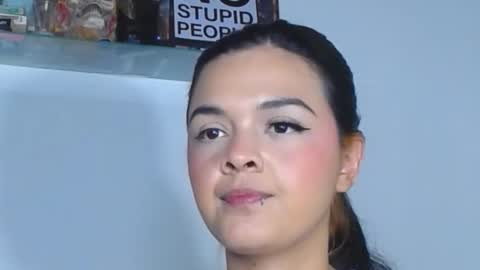 Snapshot of carolina_ml chatting on October 20, 2025, 5:02 pm CarolinaM online show from October 20, 2025, 5:02 pm