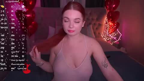 Snapshot of carolinadia chatting on February 18, 2025, 10:16 am carolinadia online show from February 18, 2025, 10:16 am