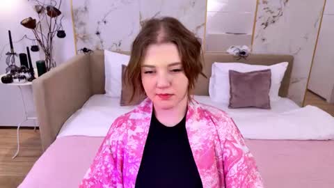 Snapshot of carolinasherry chatting on October 25, 2025, 5:37 am carolinasherry online show from October 25, 2025, 5:37 am