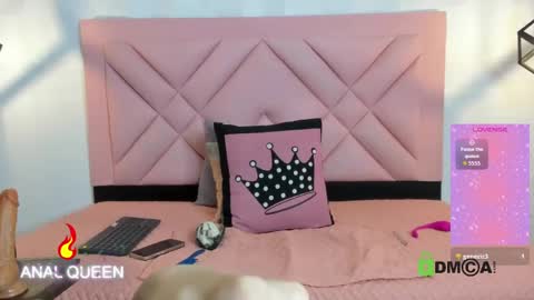 caroline daring online show from April 27, 2026, 11:41 am