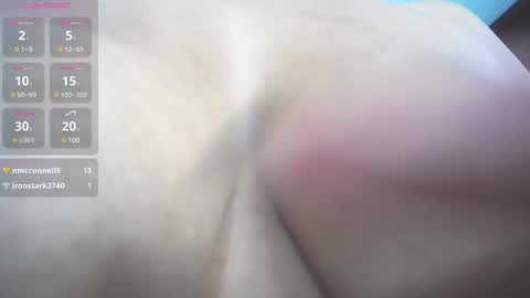 Snapshot of caroline_jackson_ chatting on February 17, 2025, 5:32 pm C A R O L I N E online show from February 17, 2025, 5:32 pm