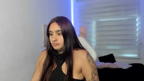 caroline_rodriguez_9 online show from June 16, 2026, 6:43 pm