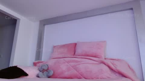 Snapshot of caroline_spanky chatting on January 15, 2025, 10:46 pm caroline online show from January 15, 2025, 10:46 pm