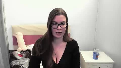 Snapshot of carolineamore chatting on January 14, 2026, 4:12 pm CarolineAmore online show from January 14, 2026, 4:12 pm