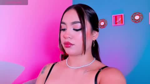 Snapshot of carolineegarcia chatting on February 15, 2025, 5:19 am CarolineeGarcia online show from February 15, 2025, 5:19 am