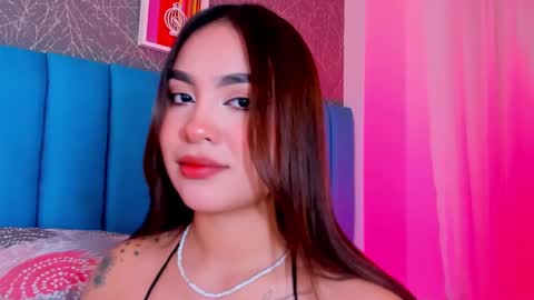 Snapshot of carolineegarcia chatting on March 7, 2025, 6:35 am CarolineeGarcia online show from March 7, 2025, 6:35 am