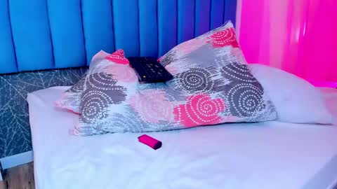 Snapshot of carolineegarcia chatting on March 10, 2025, 4:35 pm CarolineeGarcia online show from March 10, 2025, 4:35 pm