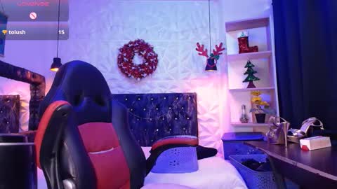 Caroline Scoth online show from December 20, 2024, 8:45 pm