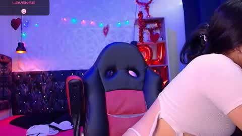 Caroline Scoth online show from February 28, 2025, 5:48 pm