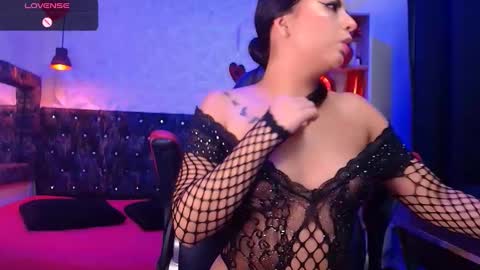 Caroline Scoth online show from March 7, 2025, 6:43 pm