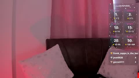 carolinna_ online show from December 12, 2024, 9:15 pm