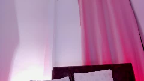 carolinna_ online show from February 11, 2025, 1:41 am