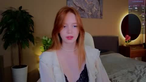 Snapshot of carolinnk chatting on September 18, 2025, 2:08 pm Caro online show from September 18, 2025, 2:08 pm