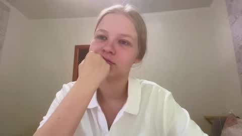 carolynesturino online show from July 8, 2026, 8:08 am